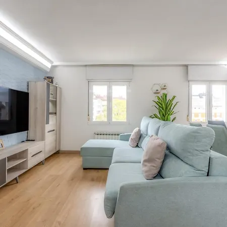 Apartamento Estrenar! Con Pinball + 8 Min Ayto + 2 Habs 1.50 *