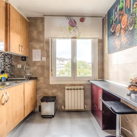 Apartamento Estrenar! Con Pinball + 8 Min Ayto + 2 Habs 1.50 *